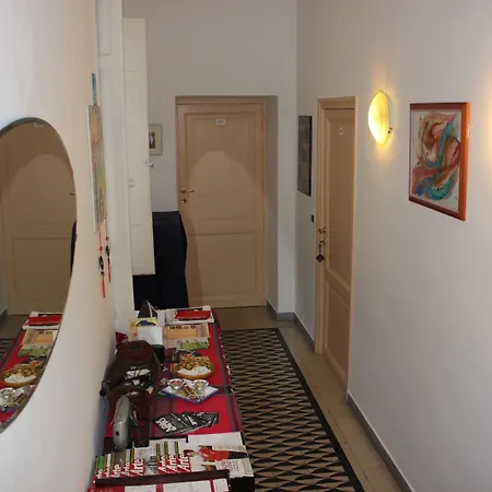 Galilei Bed and breakfast 2*