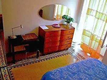 Bed and breakfast Galilei 2*