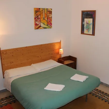 Alojamento de Acomodação e Pequeno-almoço Galilei Roma